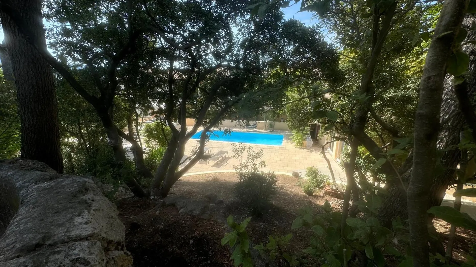Couette-café Bed and Breakfast Pervenche à Marseille France