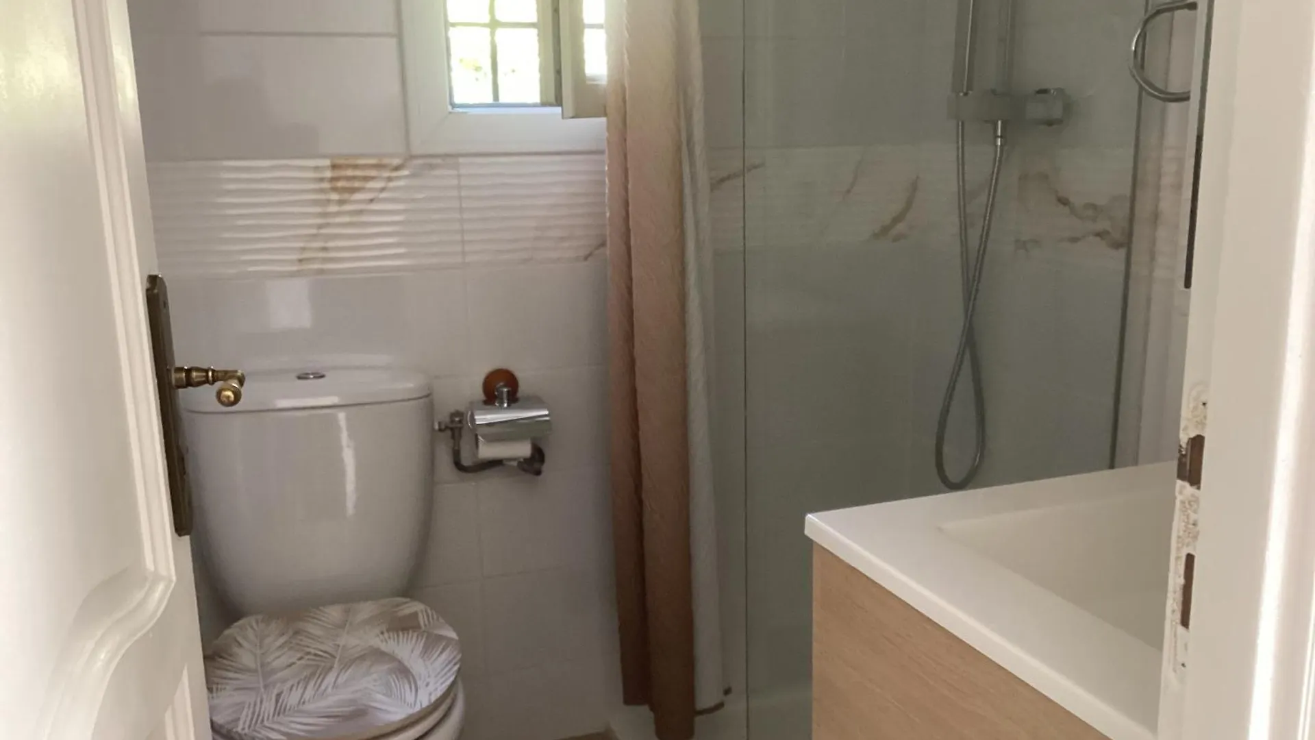 Pervenche Bed and Breakfast Marseille Bed & Breakfast