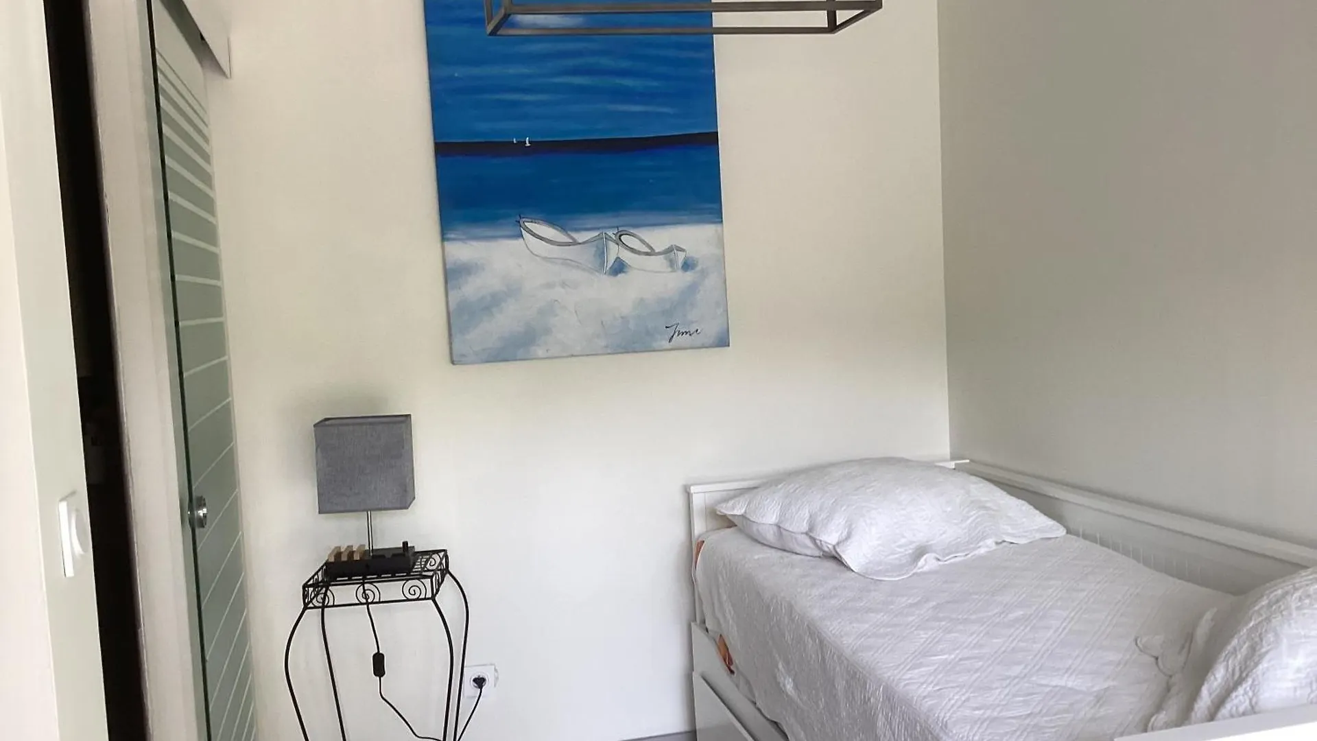 Pervenche Bed and Breakfast Marseille 0*,  Frankrike